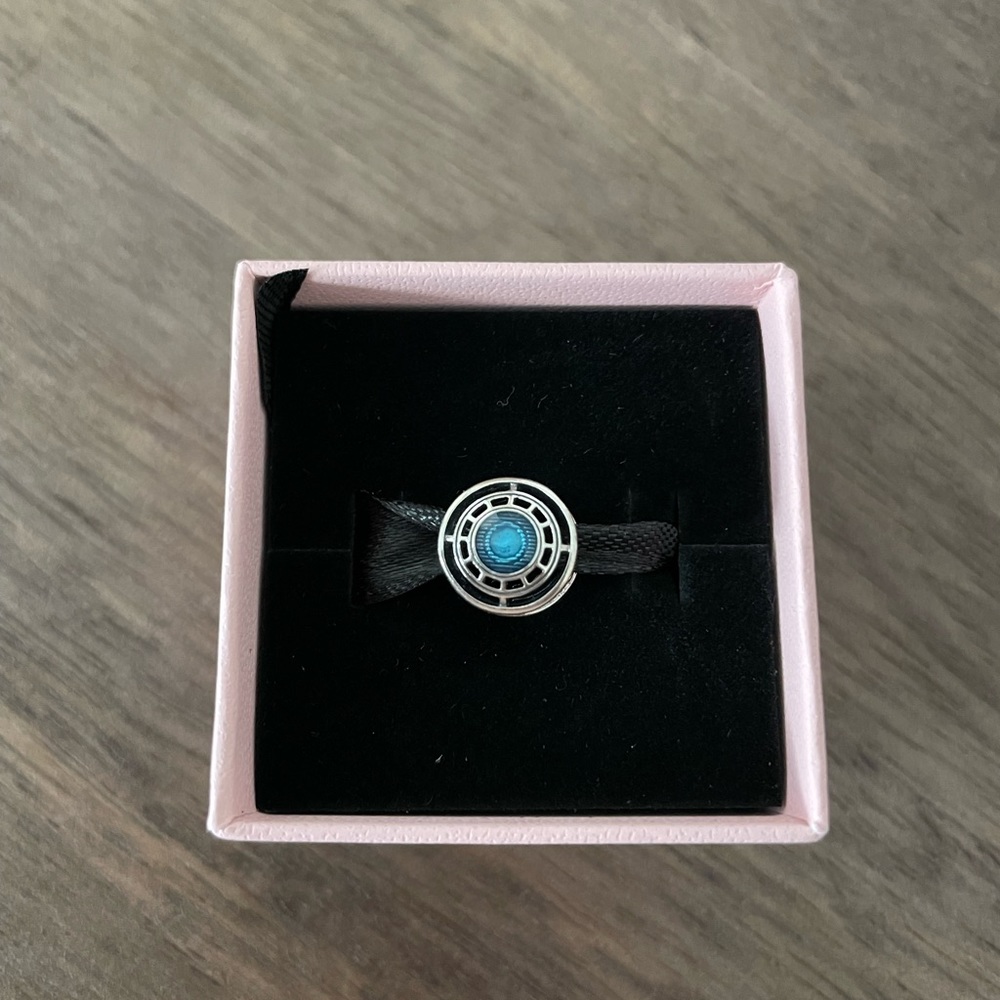 Marvel The Avengers Iron Man Arc Reactor Charm